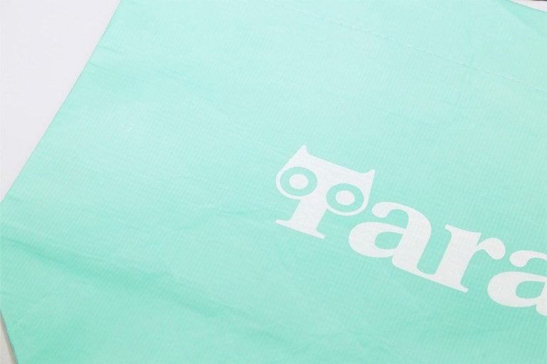 Alternative to plastic bag with R-PET